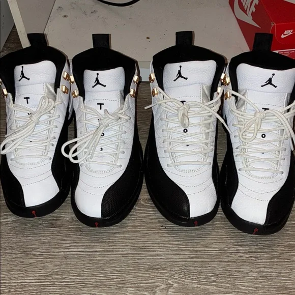 Nike White and Black Men's Sneakers with Red Accents - Picture 3 of 6